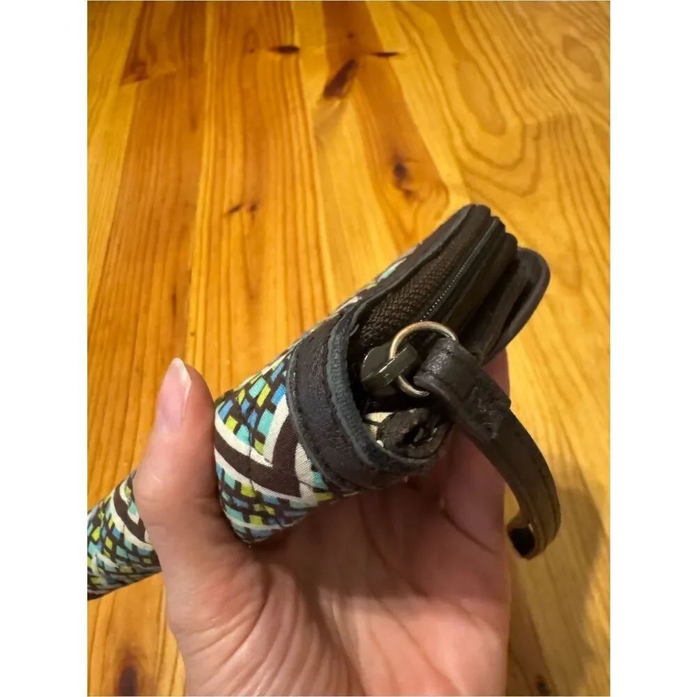 Vera Bradley Zip Around Wallet Wristlet Clutch Brown Blue Rain Forrest Print - Picture 6 of 11